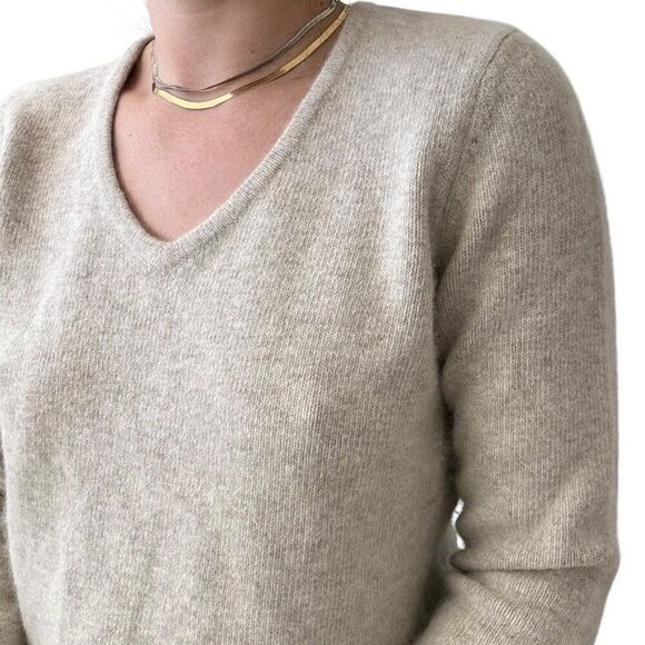 Vintage 1990s Womens Carole Little Angora Wool Blend Fluffy Fuzzy Soft Sweater - Picture 6 of 7